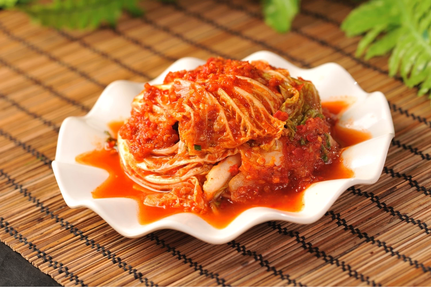 Kimchi na tanjuru – fermentirani korejski prilog od kupusa